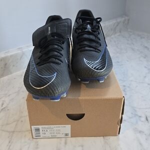 Nike Zoom Vapor 15 Academy FG/MG Soccer